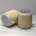 Mini Outdoor Speakers Wireless 3w 300mah portable mini wireless Smart speaker